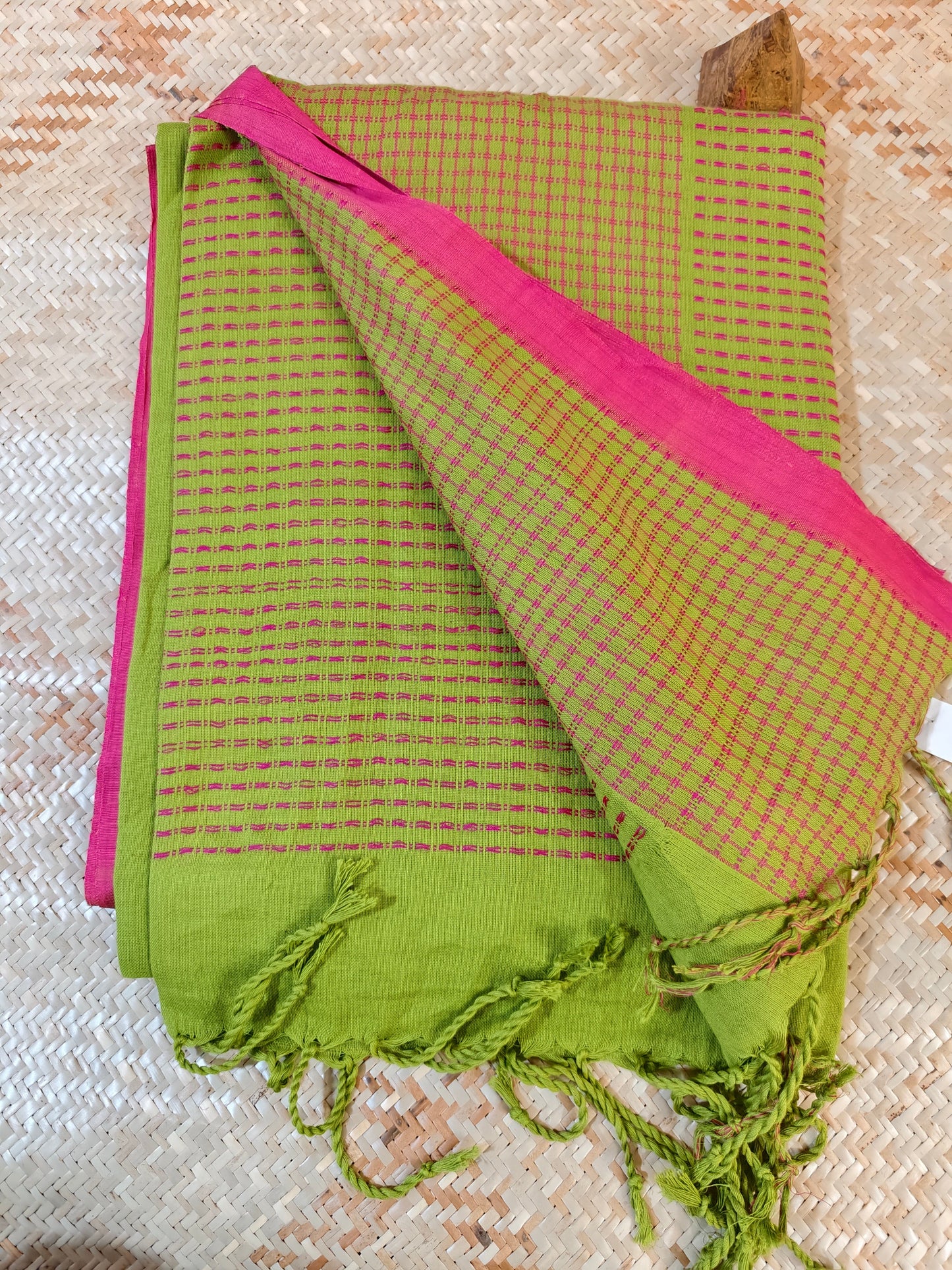 Handwoven Cotton Saree Aadya's Fashion Blings